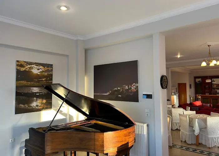 Brati Ii Hotel 2*