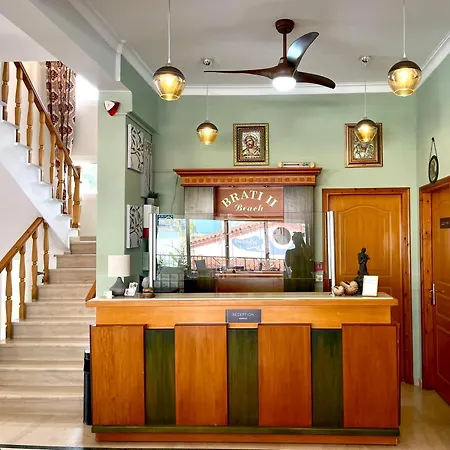 Hotel Brati Ii 2*