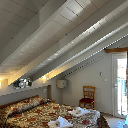 Brati Ii Hotel 2*