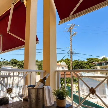 Hotel Brati Ii 2*