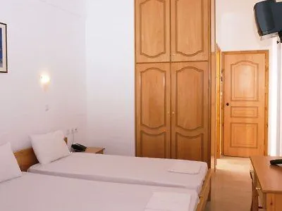 فندق Brati Ii 2*